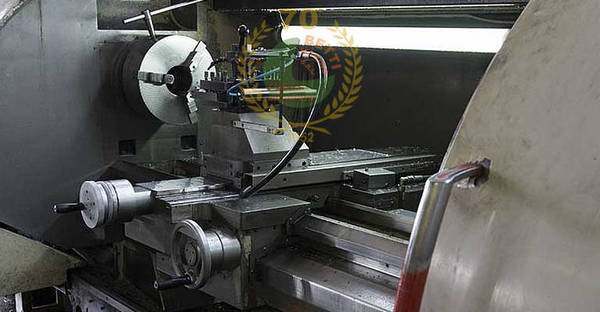 OFFICINA MECCANICA BETTI MARINO S.R.L. - Carraia (LU) - Tornio a Controllo Numerico